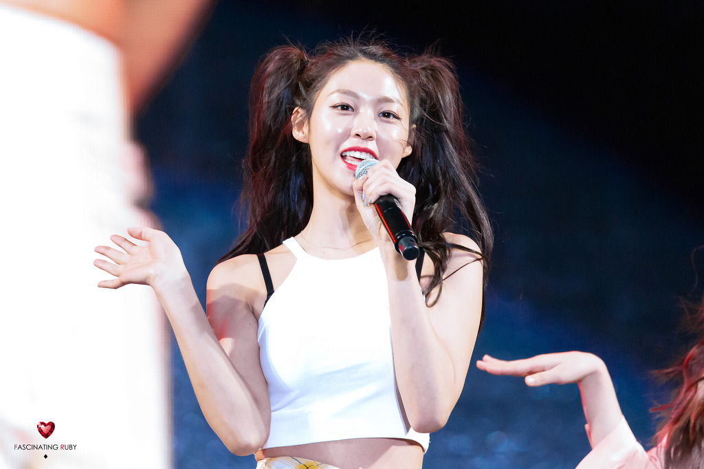 오늘 생일을 맞은 설현이.jpgif | 인스티즈