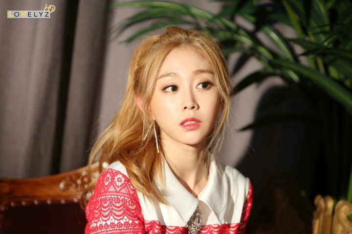 [러블리즈] 뒤늦은 점심을 먹으면서 지수 | 인스티즈