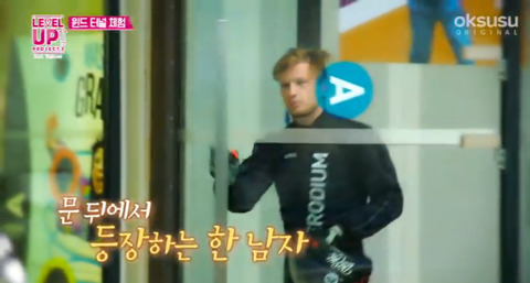 진짜 잘생긴 외국 남자를 본 레드벨벳 반응 | 인스티즈