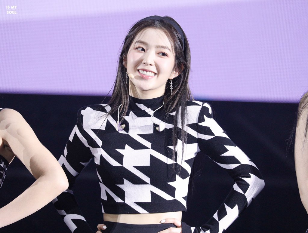 검정 머리띠한 아이린.jpgif | 인스티즈