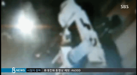 공부 안한다고 아이 떄리는 엄마.gif | 인스티즈