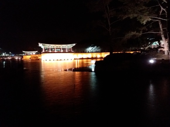 동궁속 이미지