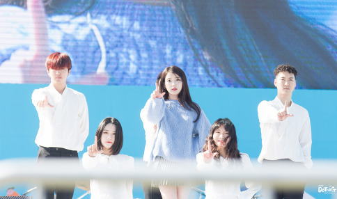 하늘하늘한 아이유.jpg | 인스티즈