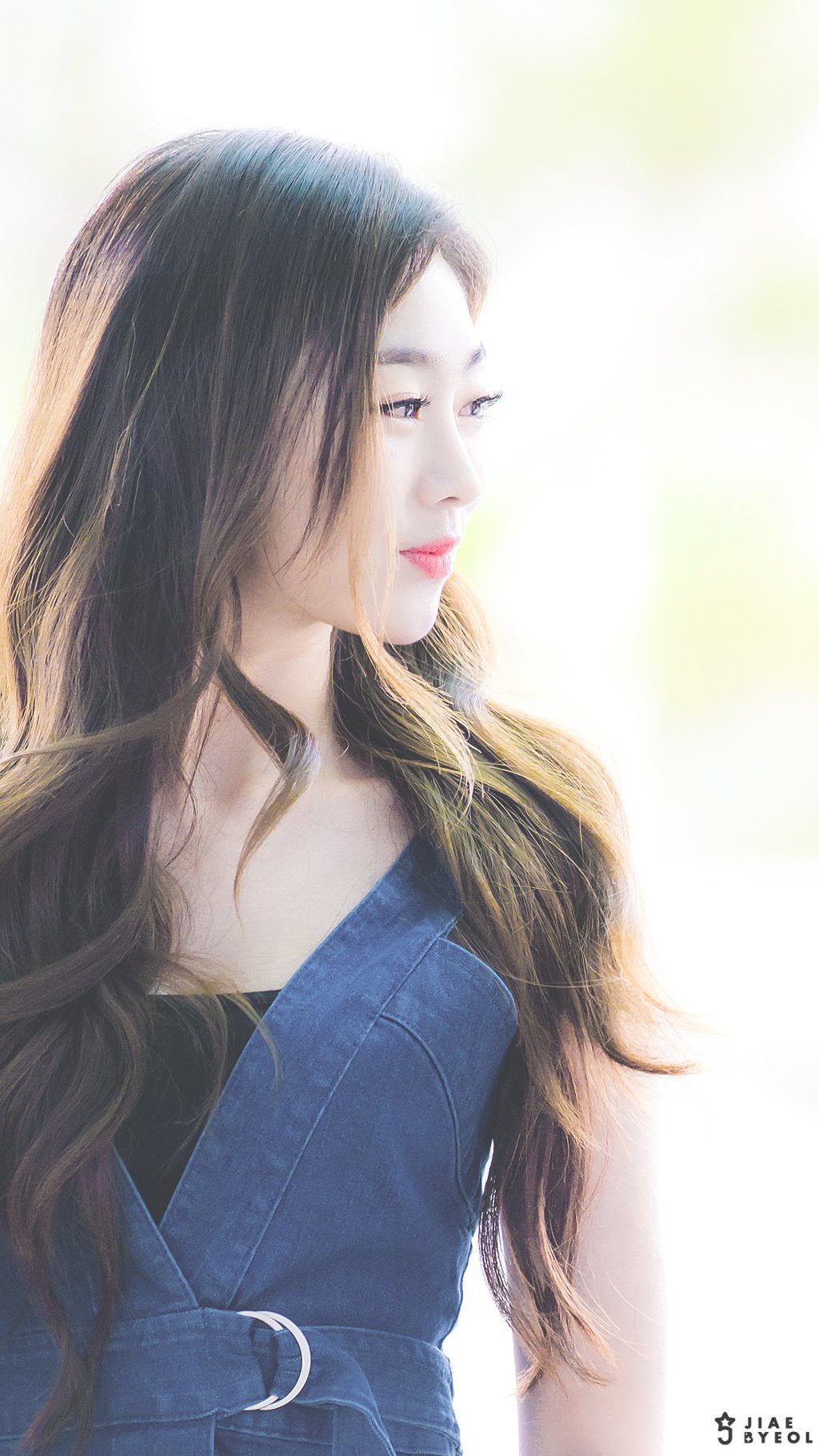 자기도 조금은 이쁜거 알고 있는 뻔뻔한 러블리즈 서지수.gif | 인스티즈