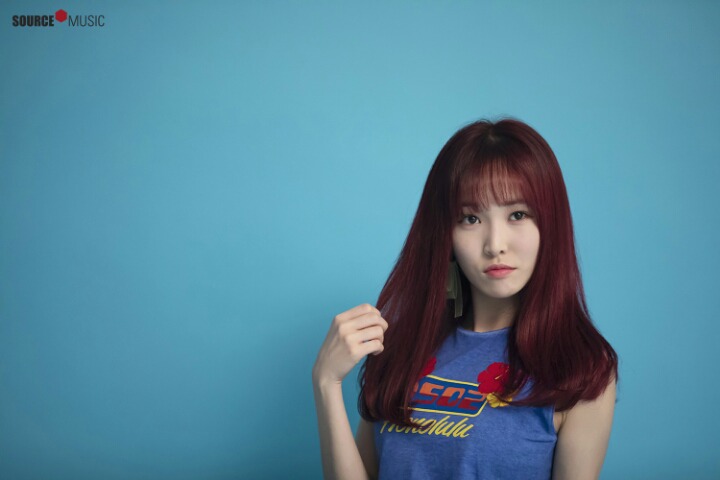 여자친구 여름여름해 자켓사진 촬영 비하인드컷.jpg | 인스티즈