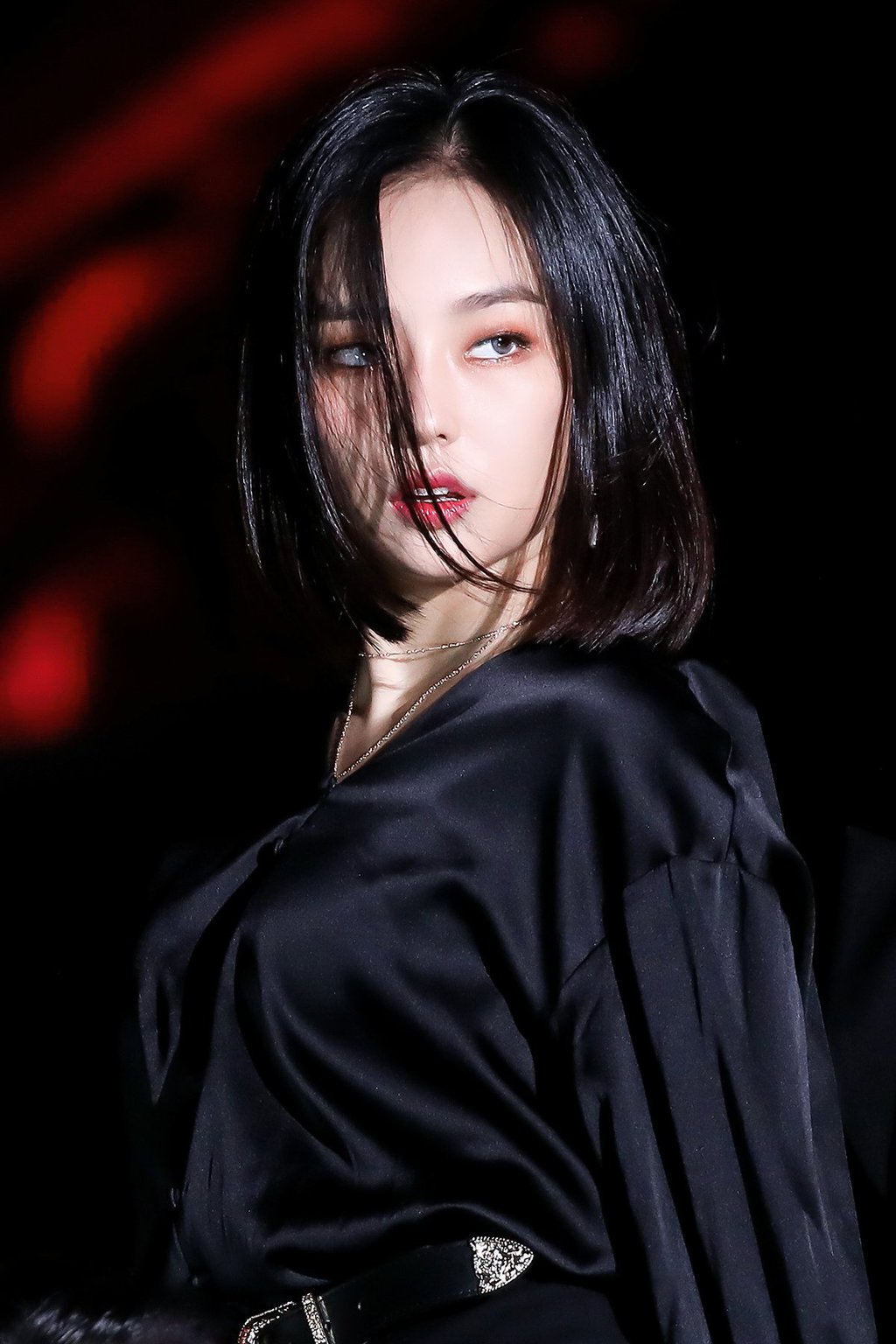단발머리가 찰떡같이 어울리는 CLC 장예은.jpgif | 인스티즈