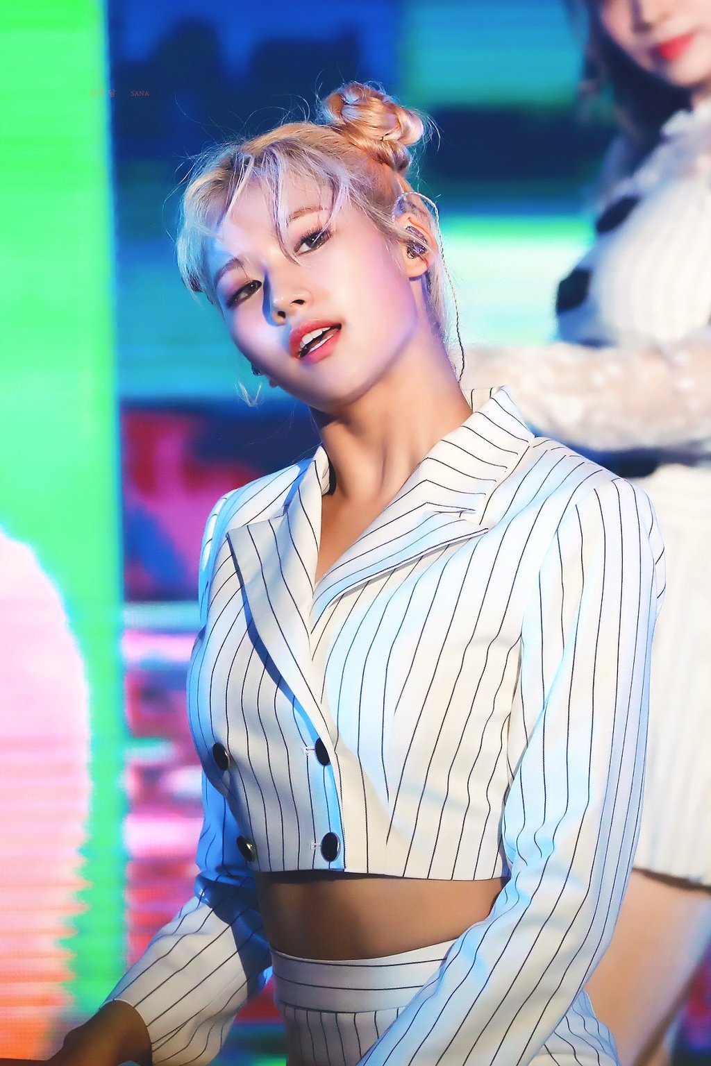 190811 트와이스 사나 - Fancy + Whar is Love? + Dance the night away 롯팸콘 | 인스티즈