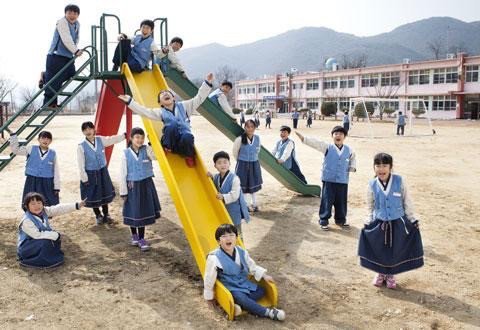 초등학생의 흔한 교복 | 인스티즈