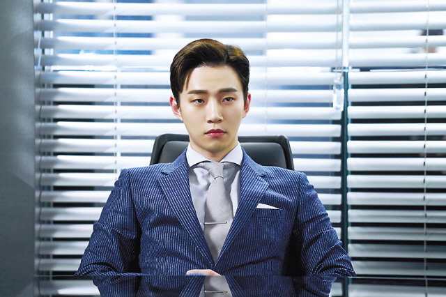 큰 포텐이 보이는 신인 남배우 3명.jpgif | 인스티즈